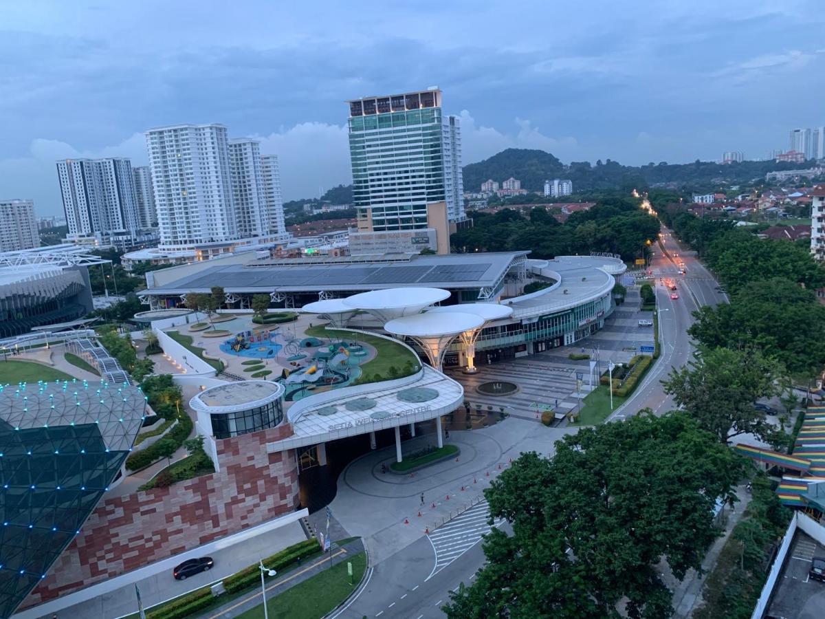 Tr Penang House For Large Family Getaways Lejlighed Bayan Lepas Eksteriør billede